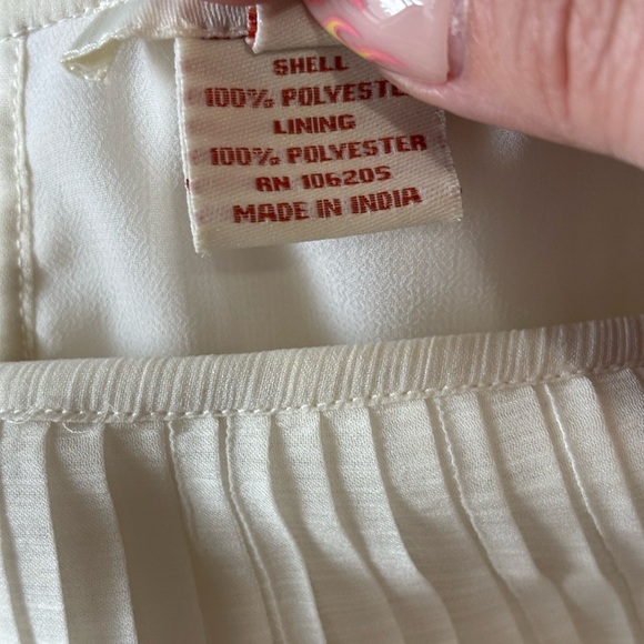 Sundance ivory Sheer Boho Blouse Floral Embroidered Pleated Ruffle Neck Size M - Picture 8 of 11